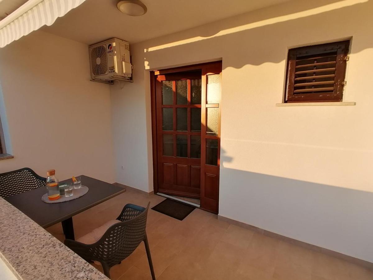 Apartment Mari Funtana Dış mekan fotoğraf